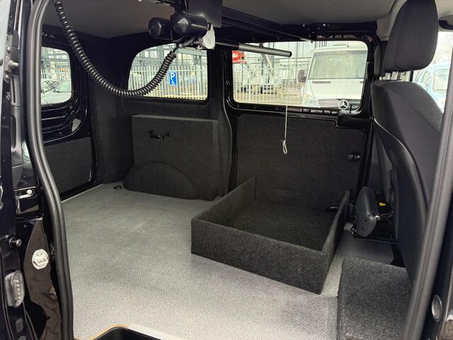 Mercedes-Benz VITO Rolstoelbus / Zelfrijder 116 CDI Automaat (Zeer complete en sportieve Vito met mooie aanpassingen!)