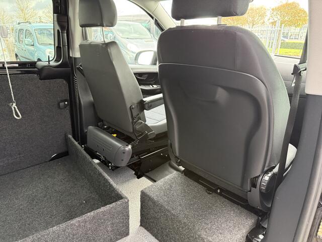 Mercedes-Benz VITO Rolstoelbus / Zelfrijder 116 CDI Automaat (Zeer complete en sportieve Vito met mooie aanpassingen!)