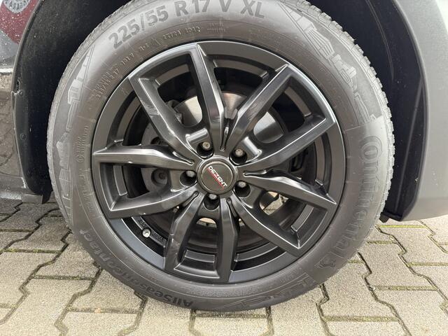 Mercedes-Benz VITO Rolstoelbus / Zelfrijder 116 CDI Automaat (Zeer complete en sportieve Vito met mooie aanpassingen!)