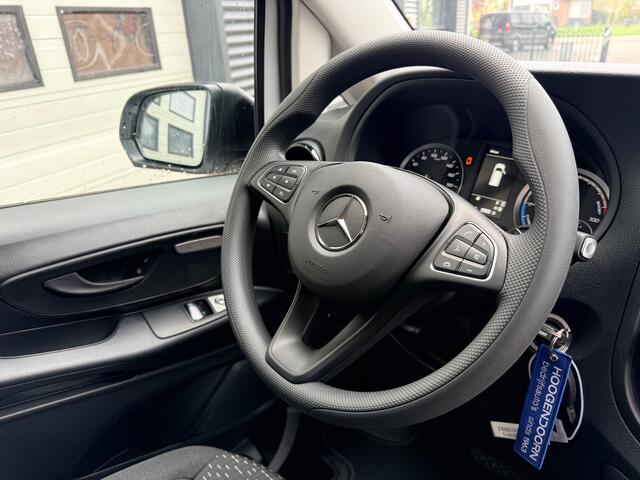 Mercedes-Benz VITO eVito 112 66 kWh AC+DC Snelladen SoH 97,4 % L2 Lang - Apple Carplay - Betimmerd