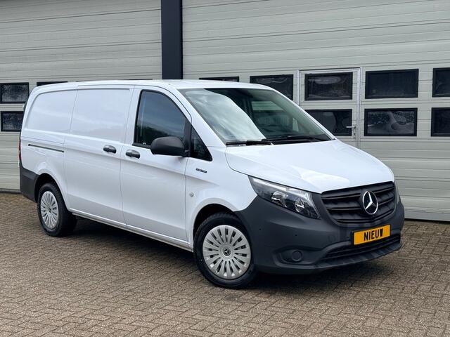 Mercedes-Benz VITO eVito 112 66 kWh AC+DC Snelladen SoH 97,6 % L2 Lang - Apple Carplay - Betimmerd