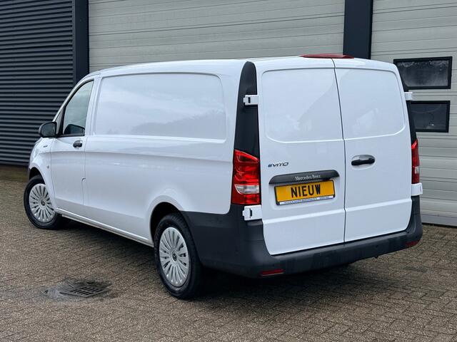 Mercedes-Benz VITO eVito 112 66 kWh AC+DC Snelladen SoH 97,6 % L2 Lang - Apple Carplay - Betimmerd