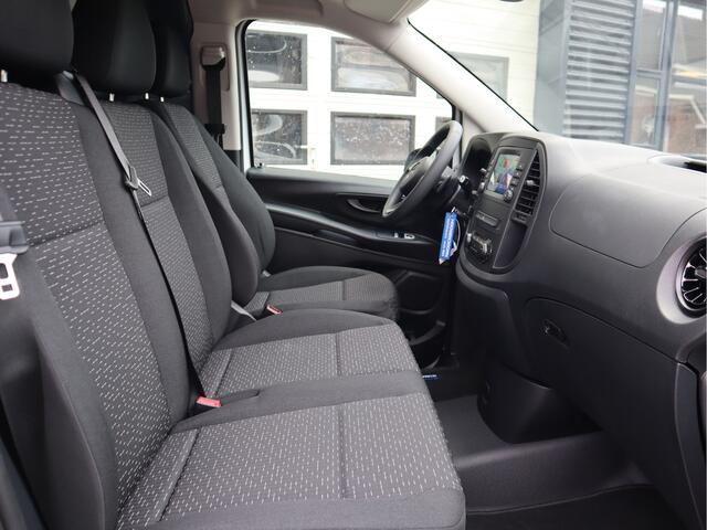 Mercedes-Benz VITO eVito 112 66 kWh AC+DC Snelladen SoH 97,6 % L2 Lang - Apple Carplay - Betimmerd