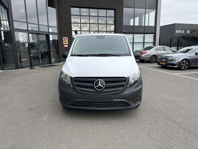 Mercedes-Benz VITO eVito Extra Lang 66 kWh / 284km WLTP / Camera / Parkeersensoren / Audio 30 / Airco / Cruise control / Achterdeuren