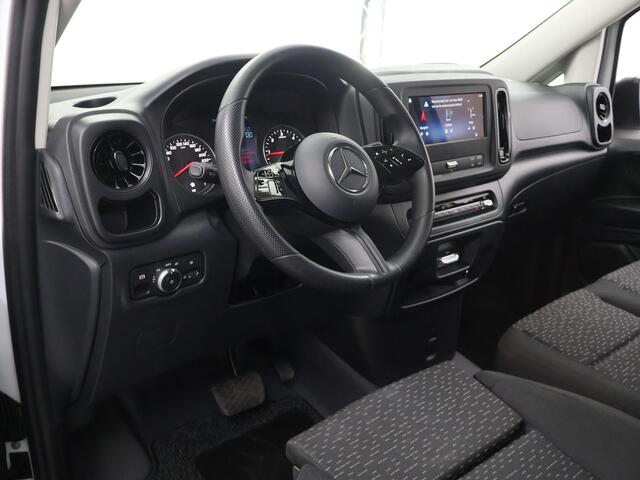 Mercedes-Benz VITO 116 CDI L2 Pro | Navigatie | Digitale Radio | Achteruitrijcamera | Airco | Cruisecontrol | Dodehoekassistent | Comfort Chauffeursstoel | Bijrijdersbank | 2500kg Trekhaak | Certified |
