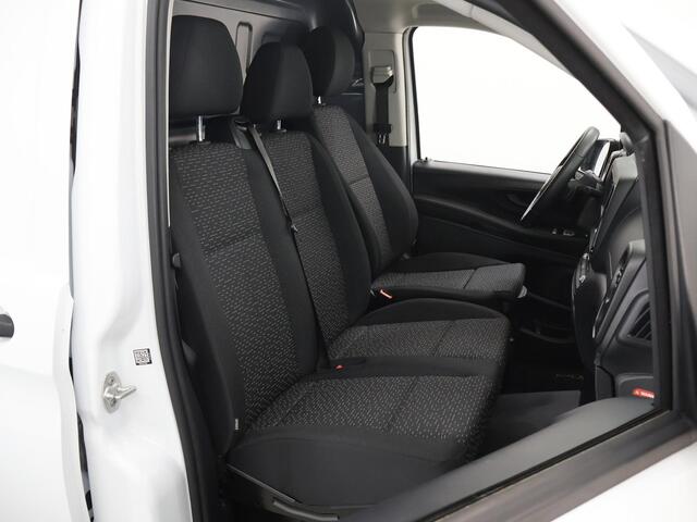 Mercedes-Benz VITO 116 CDI L2 Pro | Navigatie | Digitale Radio | Achteruitrijcamera | Airco | Cruisecontrol | Dodehoekassistent | Comfort Chauffeursstoel | Bijrijdersbank | 2500kg Trekhaak | Certified |