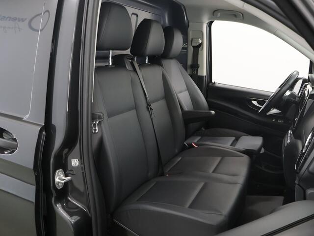 Mercedes-Benz VITO 116 CDI | Aut. | Lang L2 | Select | Lederen Stuurwiel | Spiegelpakket | Verwarmde Comfortstoel en bijrijdersbank | Trekhaak 2500kg | Airco | Cruisecontrol | Alarm Klasse 3 | Parkeerpakket | Certified |