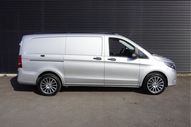 Mercedes-Benz VITO 116 CDI 160pk Lang L2 Airco Cruise control Trekhaak Parkeersensoren 17" Velgen