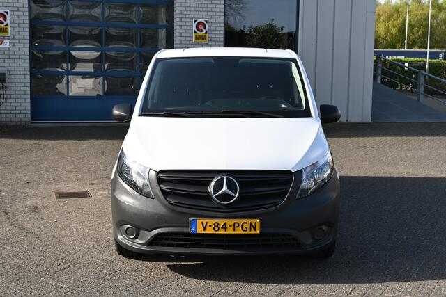 Mercedes-Benz VITO 114 CDI L2 2500 kg Trekhaak, Distronic, Achterdeuren