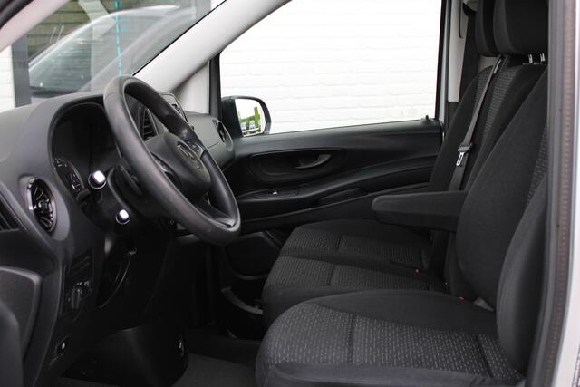 Mercedes-Benz VITO 114 CDI Aut / Lang / Led-Xenon / Achterdeuren / Camera / Nette Staat.