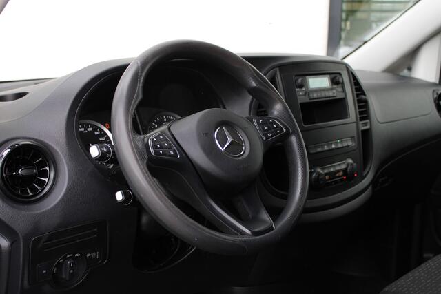 Mercedes-Benz VITO 114 CDI Aut / Lang / Led-Xenon / Achterdeuren / Camera / Nette Staat.