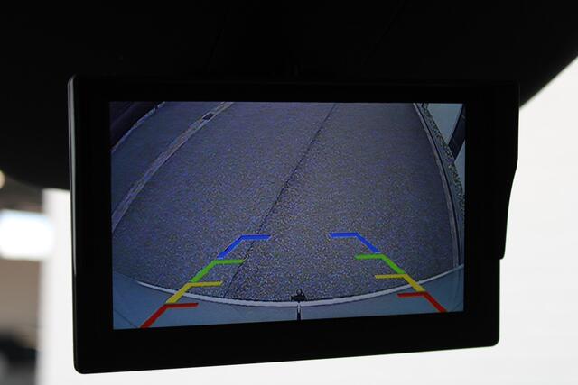 Mercedes-Benz VITO 114 CDI Aut / Lang / Led-Xenon / Achterdeuren / Camera / Nette Staat.