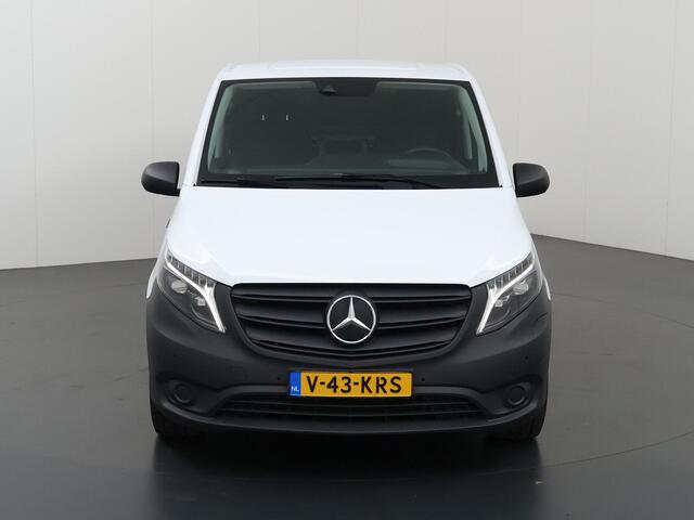 Mercedes-Benz VITO eVito L2 Lang 66 kWh | Achteruitrijcamera | Stoelverwarming | Navigatie | Climate Control | Cruise Control | LED Koplampen |