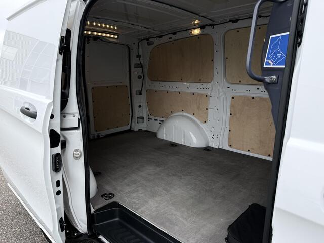 Mercedes-Benz VITO eVito 112 L2 60 kWh WLTP 266KM | APLLECARPLAY | STOELVERWARMING |