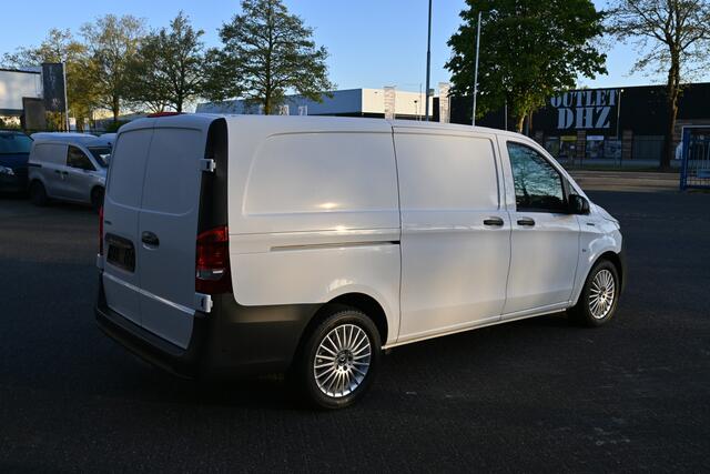 Mercedes-Benz VITO eVito 112 L2 60 kWh Snellader, Smartphone integratiepakket, Leder stuur, Winter pakket, Etc.