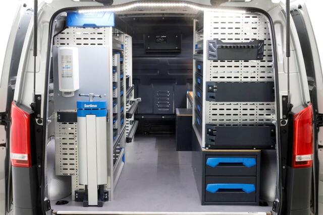 Mercedes-Benz VITO 114 CDI 136pk Compact 9G Automaat 2x Schuifdeur/LED/Camera/Inrichting 11-2022