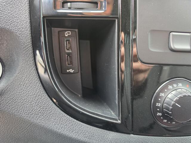 Mercedes-Benz VITO 114 CDI L2 Automaat * Dubbele Schuifdeur * Trekhaak * Camera *