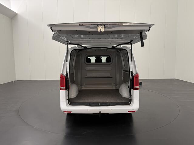 Mercedes-Benz VITO 119CDI Automaat XL Dubbele Cabine | Led | Standverwarming | Trekhaak | Navigatie | Camera | Airco | cruise