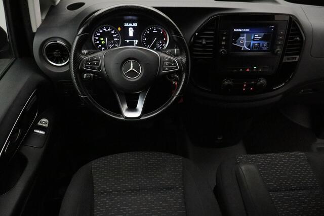 Mercedes-Benz VITO 114 CDI Lang 2022 | Goed Onderhouden | Trekhaak | Airco | Carplay | DAB Radio | Elektrische Ramen | Achteruitrij Camera | Boekjes | 2 Sleutels