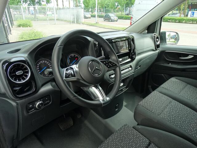 Mercedes-Benz VITO eVito 112 L2 60 kWh | Parkeerpakket met achteruitrijcamera | Navigatie|