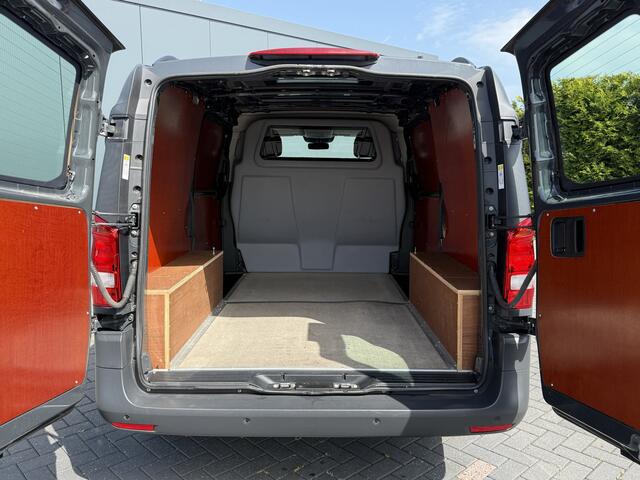 Mercedes-Benz VITO 111 CDI 115 PK E6 / L2H1 / NIEUWSTAAT !! / 2x SCHUIFDEUR / LED / AIRCO / CRUISE / LANE ASSIST / BLINDSPOT / CAMERA