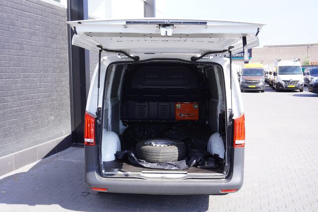 Mercedes-Benz VITO 116 CDI Lang Automaat EURO 6 - Airco - Cruise - Camera - ¤ 20.900,- Excl.