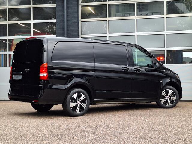 Mercedes-Benz VITO eVito 112 L2 60 kWh | Achteruitrijcamera | Dodehoekassistentie | Stoelverwarming Bestuurdersstoel | Tweezits Bijrijdersbank | Spoorassistent