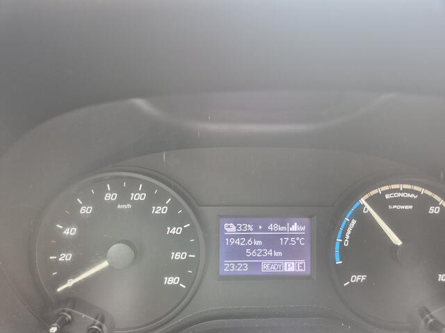 Mercedes-Benz VITO eVito Lang 41 kWh zeer nette bus camera airco stoelverwarming navi apple car play dhb
