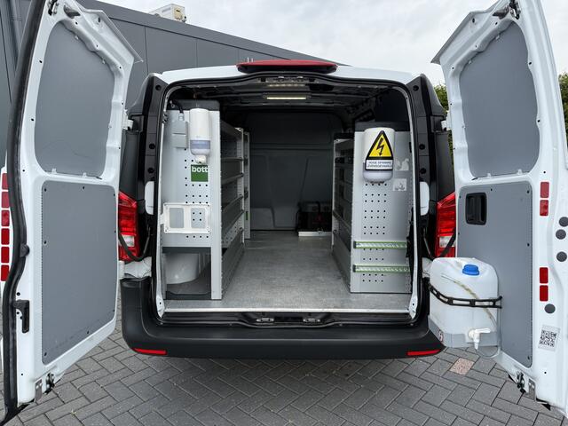 Mercedes-Benz VITO eVito 66 kWh / FULL ELECTRIC / L2H1 / AUTOMAAT / BOTT INRICHTING / 1e EIG. / CAMERA / 3-ZITS / CRUISE