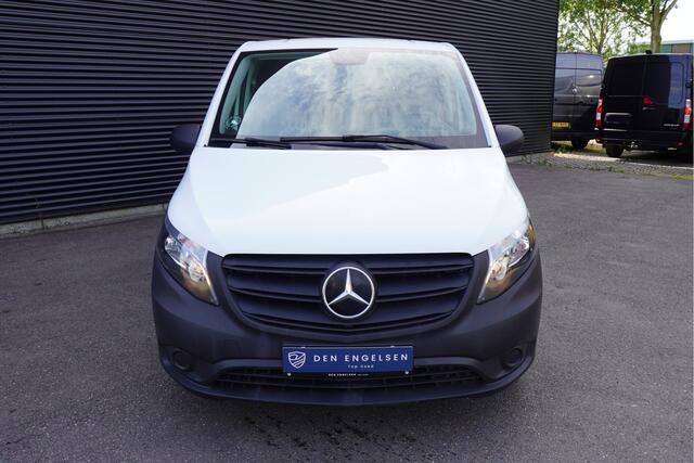 Mercedes-Benz VITO 140pk Automaat Extra Lang L3 XL Apple Carplay Navigatie Trekhaak ACC Cruise control Airco Stoelverwarming