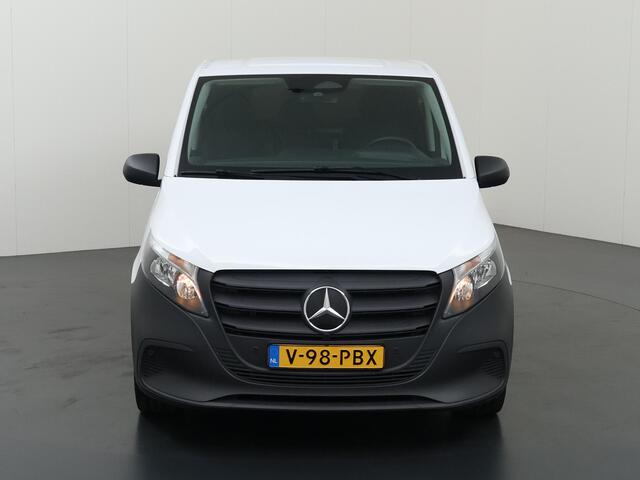Mercedes-Benz VITO 116 CDI | Aut. | Lang L2 | Parkeercamera | Navigatie | 3-zits | Achterdeuren | Airco | Stoelverwarming | Certified