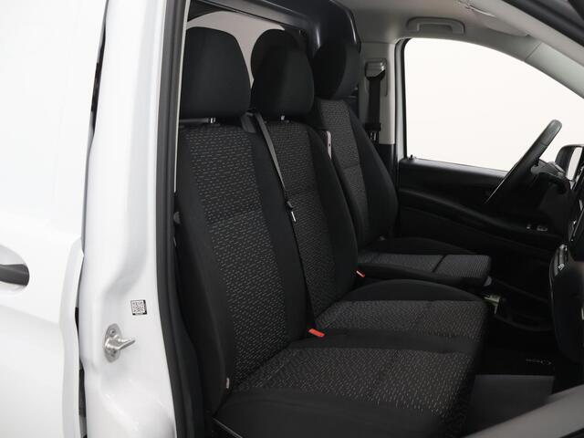 Mercedes-Benz VITO 116 CDI | Aut. | Lang L2 | Parkeercamera | Navigatie | 3-zits | Achterdeuren | Airco | Stoelverwarming | Certified