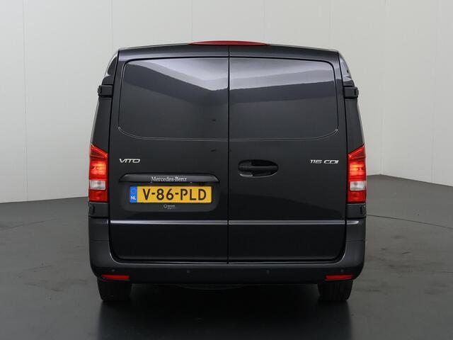 Mercedes-Benz VITO 116 CDI | Aut. | XL L3 | LED Koplampen | 3-zits | Airco | Parkeercamera | Bumpers in kleur | Achterdeuren | Certified