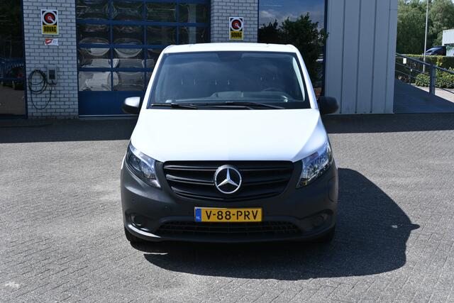 Mercedes-Benz VITO eVito 112 L2 66 kWh Distronic, Camera, Apple Carplay/Android Auto