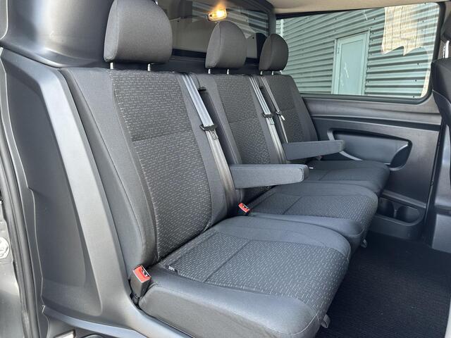 Mercedes-Benz VITO 116 CDI Dubbele Cabine Navigatie Camera | Led | Apple Carplay | Trekhaak 2500kg
