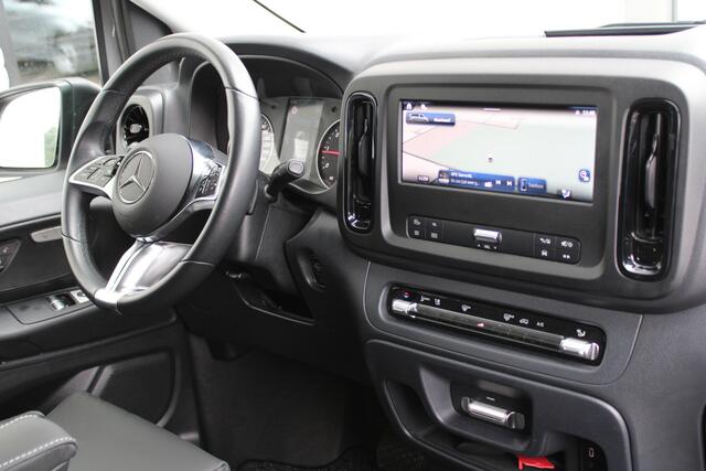 Mercedes-Benz VITO 119 CDI / Aut / Lang / DC / 2x Schuifdeur / Leer / Led / Camera / Vol Opties / NIEUWSTAAT