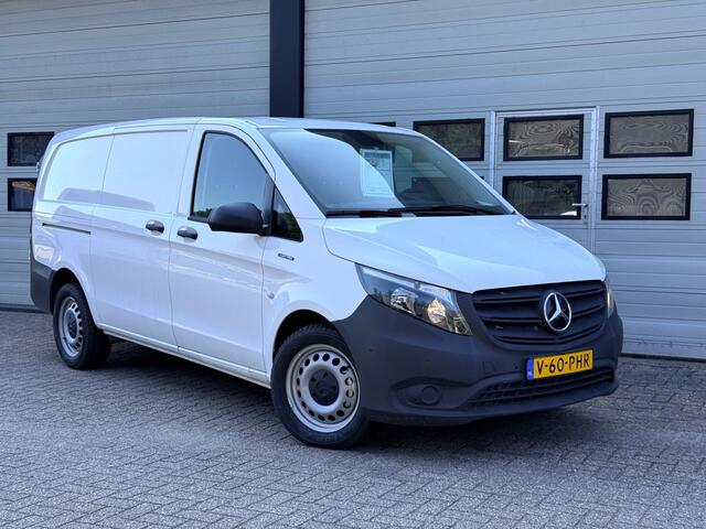 Mercedes-Benz VITO eVito 66 kWh SoH 98 % 261 km WLTP actieradius - L2 Lang - Apple Carplay - Betimmerd