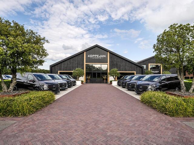 Mercedes-Benz VITO 114 CDI 136PK Automaat Lang | LED | NAVI | CRUISE | CAMERA | TREKHAAK | CARPLAY |