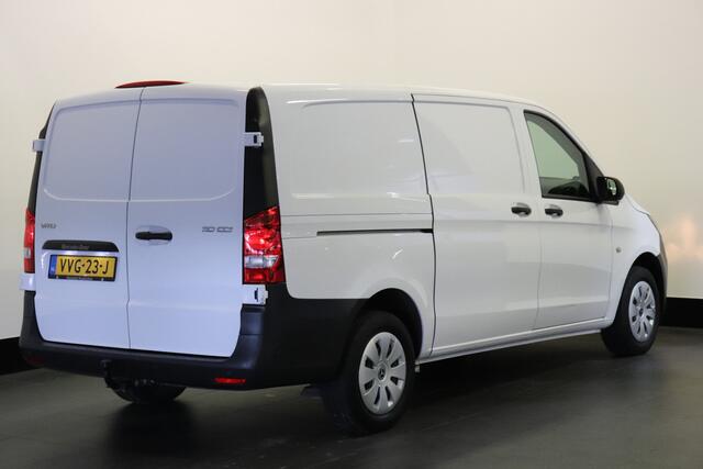 Mercedes-Benz VITO 110 CDI Lang EURO 6 - Airco - Cruise - PDC - Trekhaak - ¤ 17.900,- Excl.