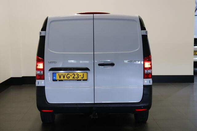 Mercedes-Benz VITO 110 CDI Lang EURO 6 - Airco - Cruise - PDC - Trekhaak - ¤ 17.900,- Excl.