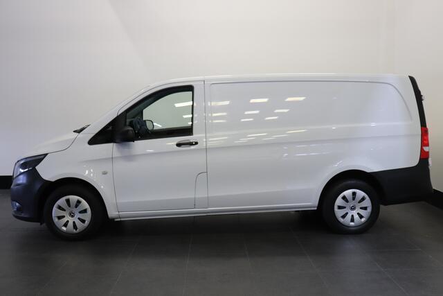 Mercedes-Benz VITO 110 CDI Lang EURO 6 - Airco - Cruise - PDC - Trekhaak - ¤ 17.900,- Excl.