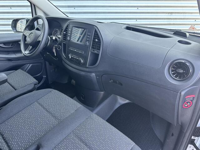 Mercedes-Benz VITO eVito 112 66kWh Airco Apple Carplay Navigatie | Snelladen | 261km WltP