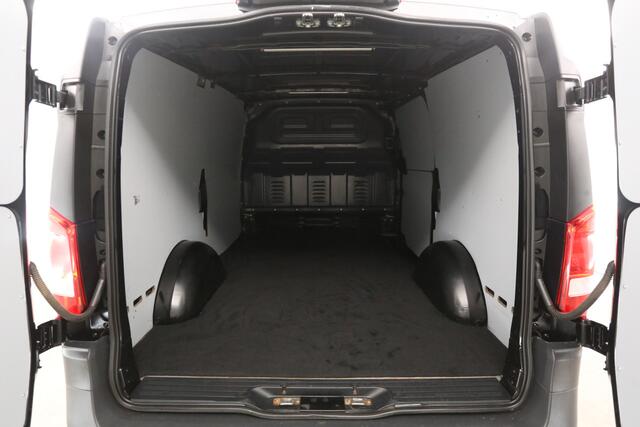 Mercedes-Benz VITO 114 CDI Lang | Automaat | Airco | Camera | Cruise | 3 Zits | Carplay | Trekhaak