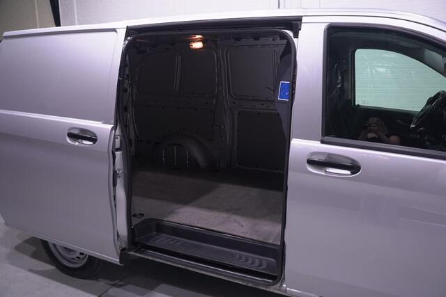 Mercedes-Benz VITO 114 CDI 136 pk Lang Marge Auto Airco, Navi Cruise Control, Laadruimte Pakket, 3-Zits