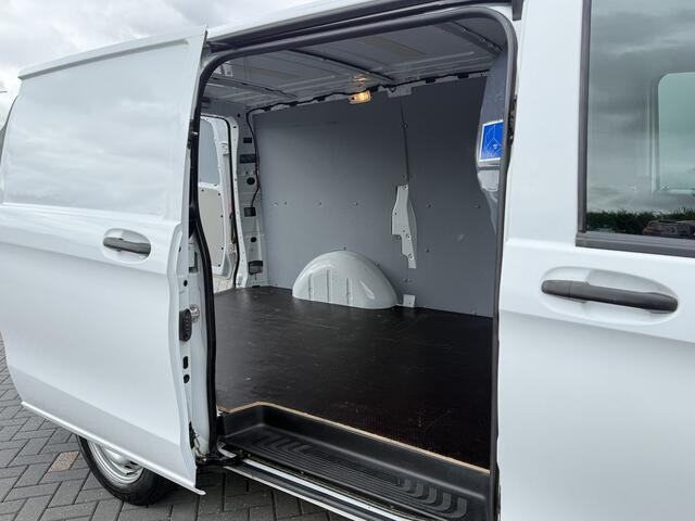 Mercedes-Benz VITO 116 CDI 164 PK / L2H1 / TREKHAAK / CAMERA / NAVI / CRUISE / AIRCO / PDC
