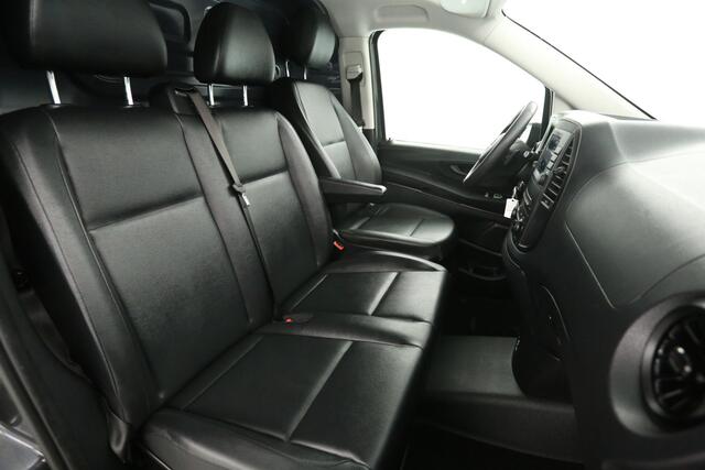 Mercedes-Benz VITO 114 CDI Extra Lang | Automaat | Clima | Camera | Cruise | 3 Zits | Carplay | LED | Trekhaak
