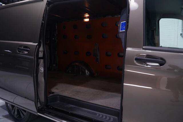 Mercedes-Benz VITO 114 CDI 136 pk Aut. Lang Ambition Navi, Camera 18" LMV, Laadruimte Pakket, NAP, 1e Eigenaar