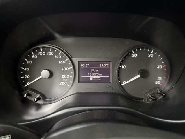 Mercedes-Benz VITO Achterdeuren | Airco | Euro 6 | Cruise | 3-Zits | Trekhaak