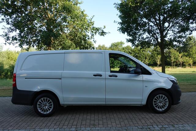 Mercedes-Benz VITO 114 CDI AUTOMAAT | Trekhaak | Dubbele schuifdeur | Stoelverwarming |