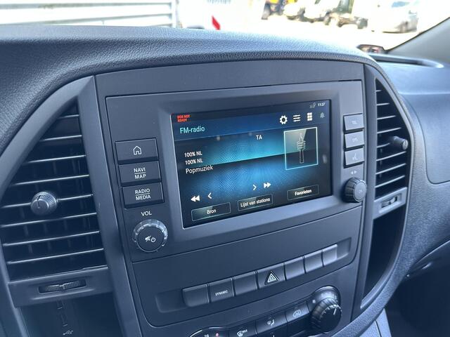 Mercedes-Benz VITO eVito 112 66kWh Airco Apple Carplay Navigatie L3 | Snelladen | 261km WltP | Extra lang